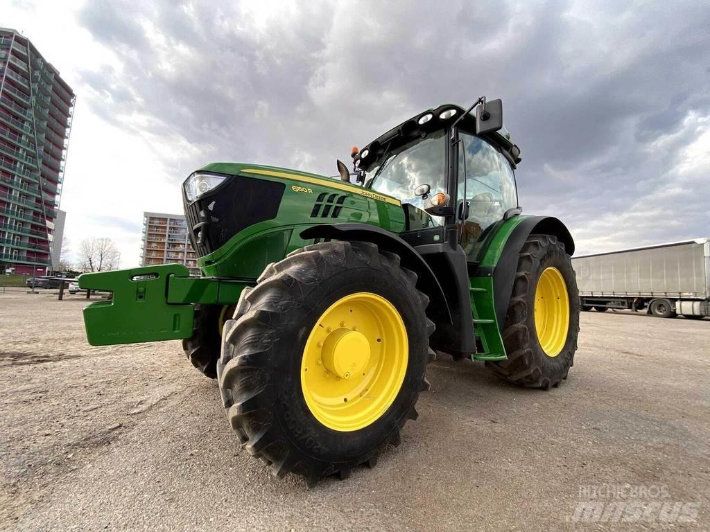 John Deere 6150R الجرارات