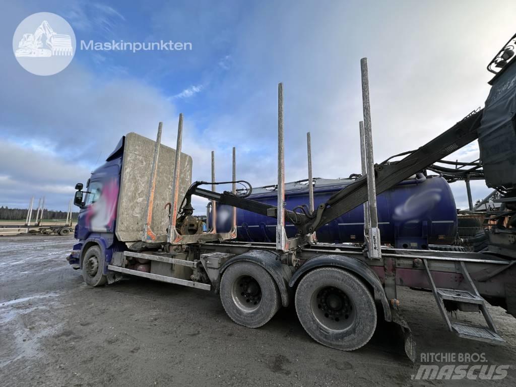 Scania R 560 LB شاحنات أشجار