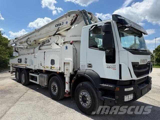 Iveco Trakker 450 شاحنات أخرى