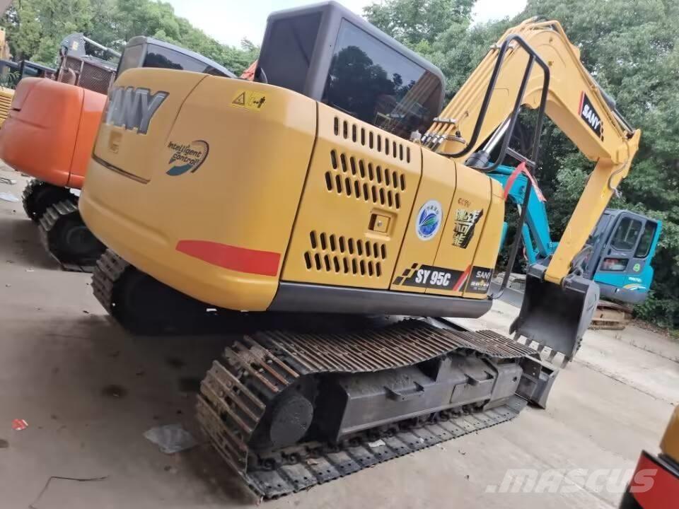 Sany SY 95 C حفارات زحافة
