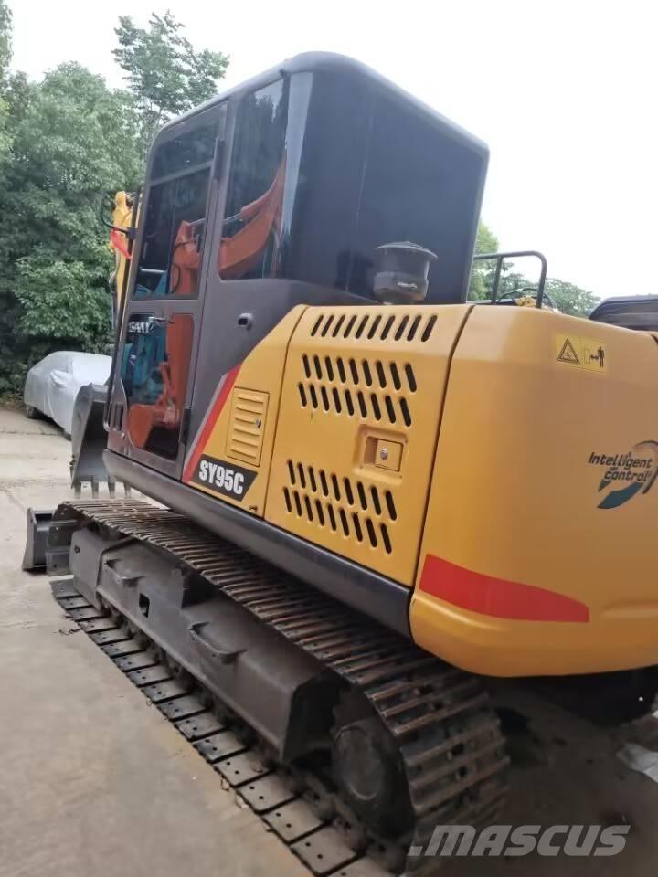 Sany SY 95 C حفارات زحافة
