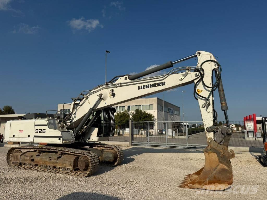 Liebherr R 926 حفارات زحافة