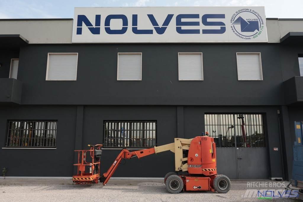 JLG E300AJP رافعات سلة مفصلية