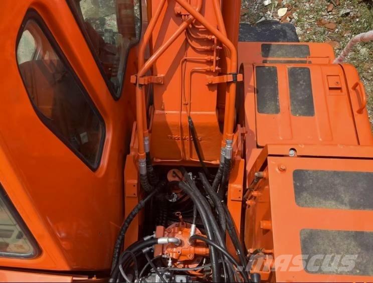 Doosan DH150W-7 حفارات بعجل