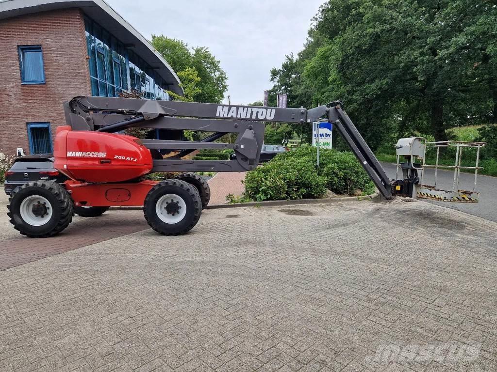 Manitou 200 ATJ رافعات سلة مفصلية