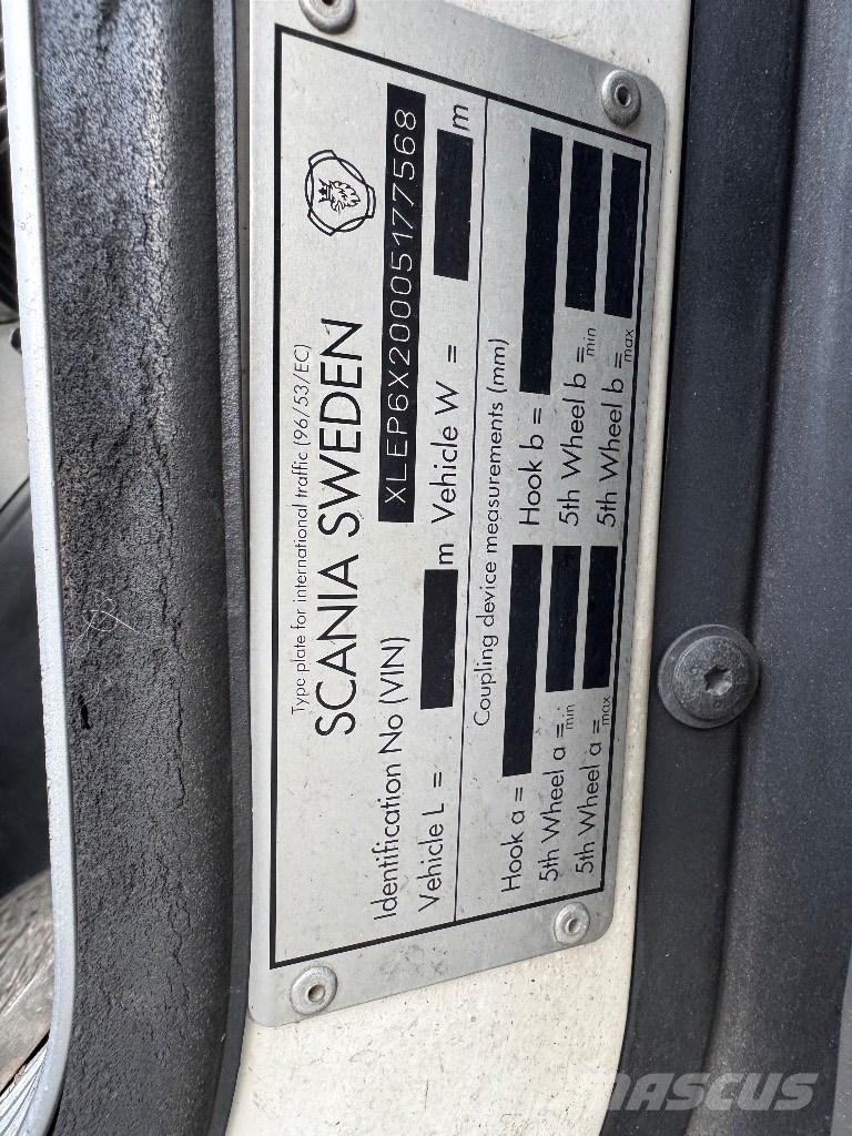 Scania P 340 شاحنات ذات هيكل صندوقي