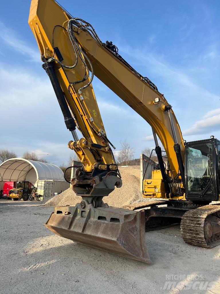CAT 330 F LN حفارات زحافة