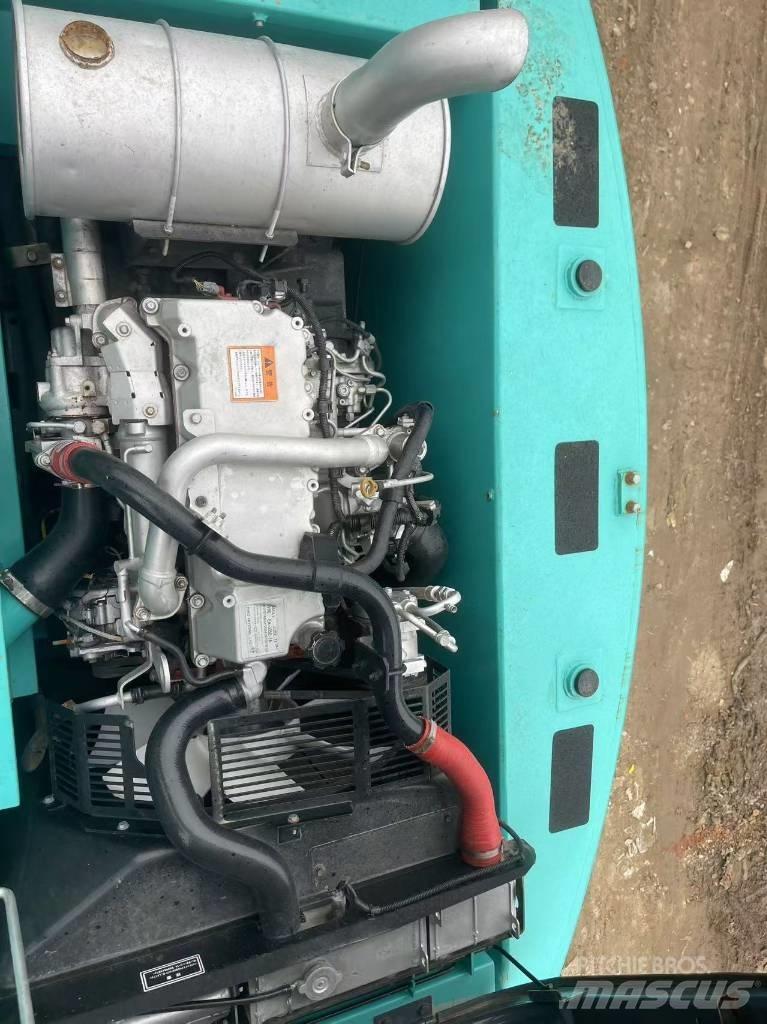 Kobelco 200 حفارات زحافة