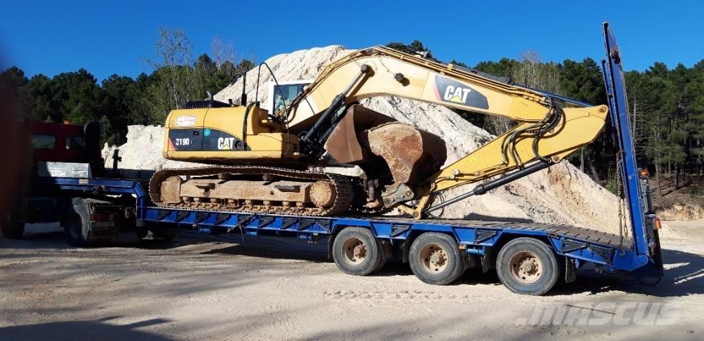 CAT 319 D LN حفارات زحافة