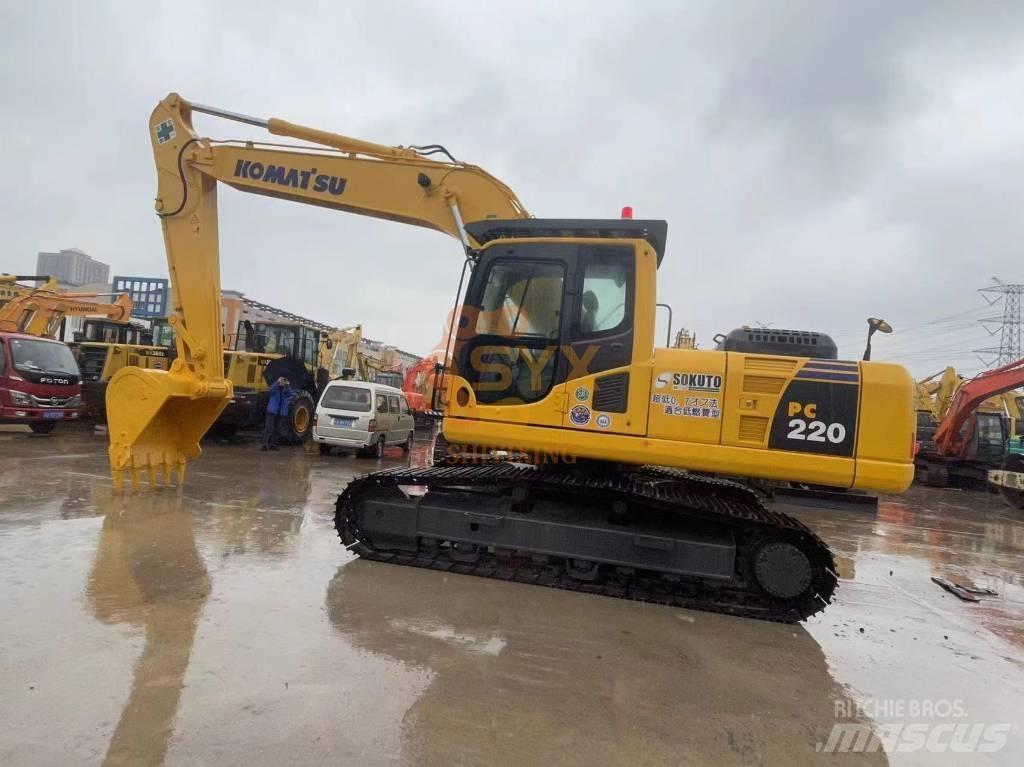 Komatsu PC 220-7 حفارات زحافة