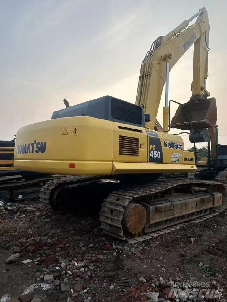 Komatsu 450-8 حفارات زحافة