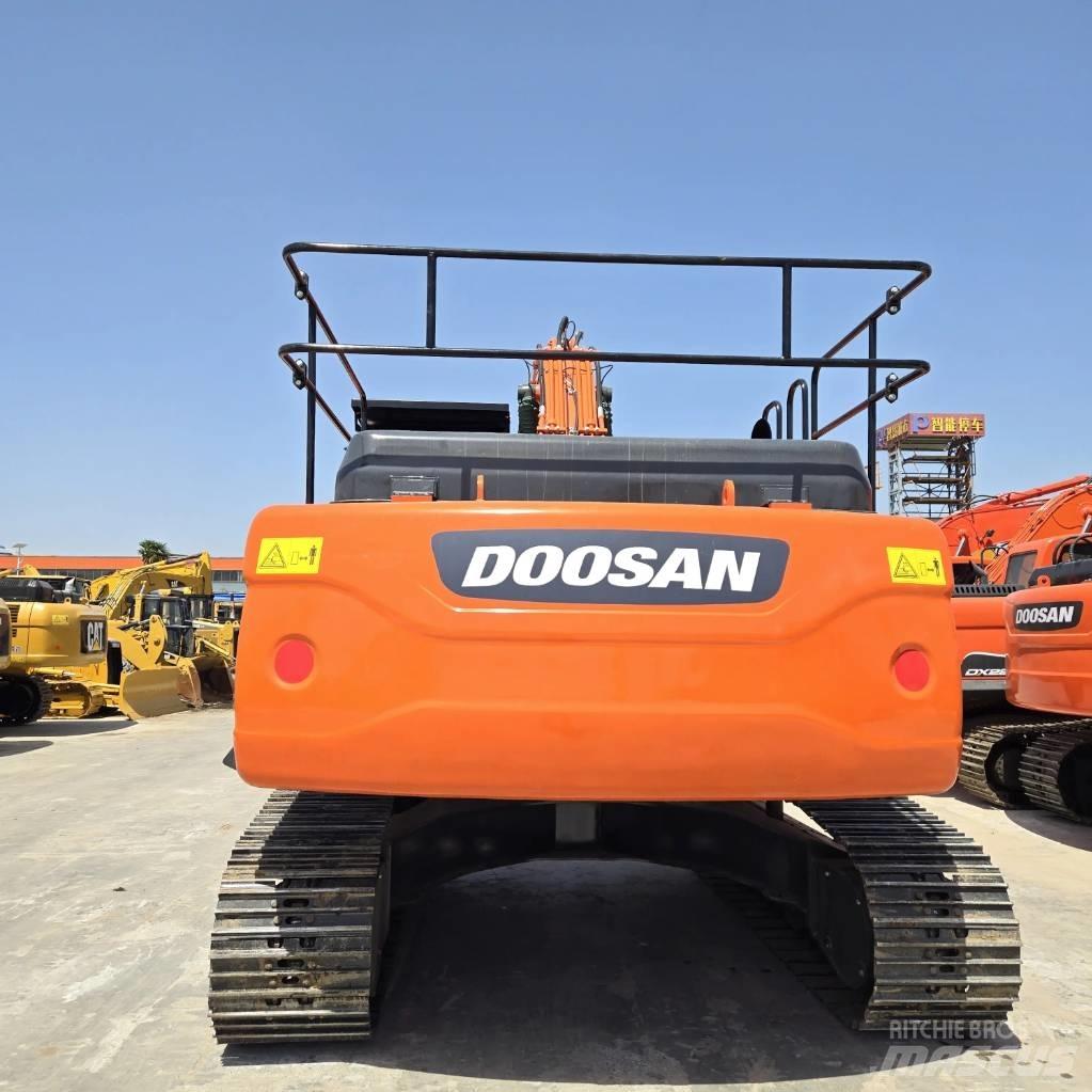 Doosan DX 300 LC حفارات صغيرة أقل من 7 طن (حفارات صغيرة)
