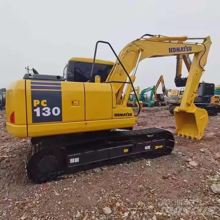 Komatsu PC130-7 حفارات صغيرة أقل من 7 طن (حفارات صغيرة)