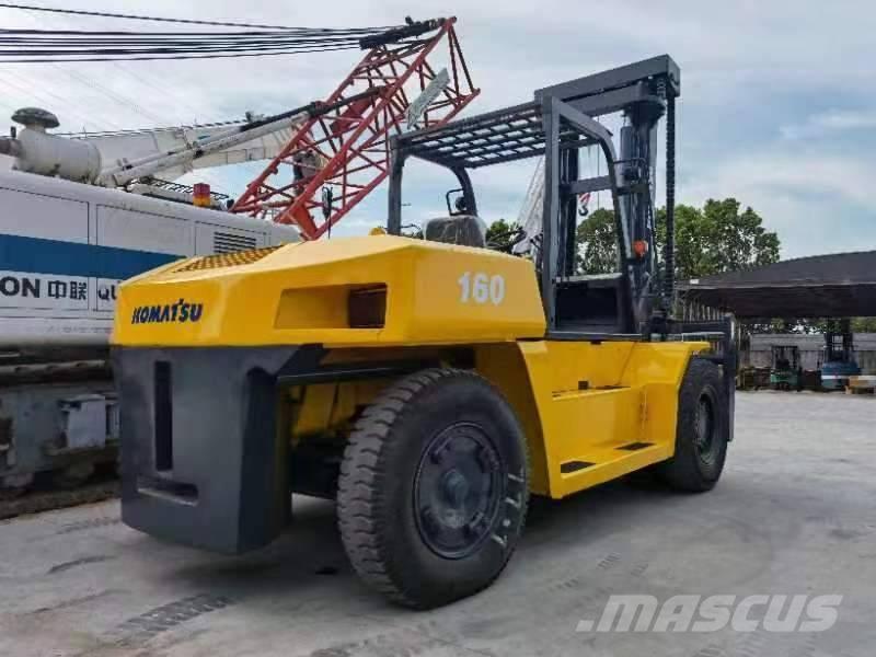 Komatsu FD 160 شاحنات الديزل