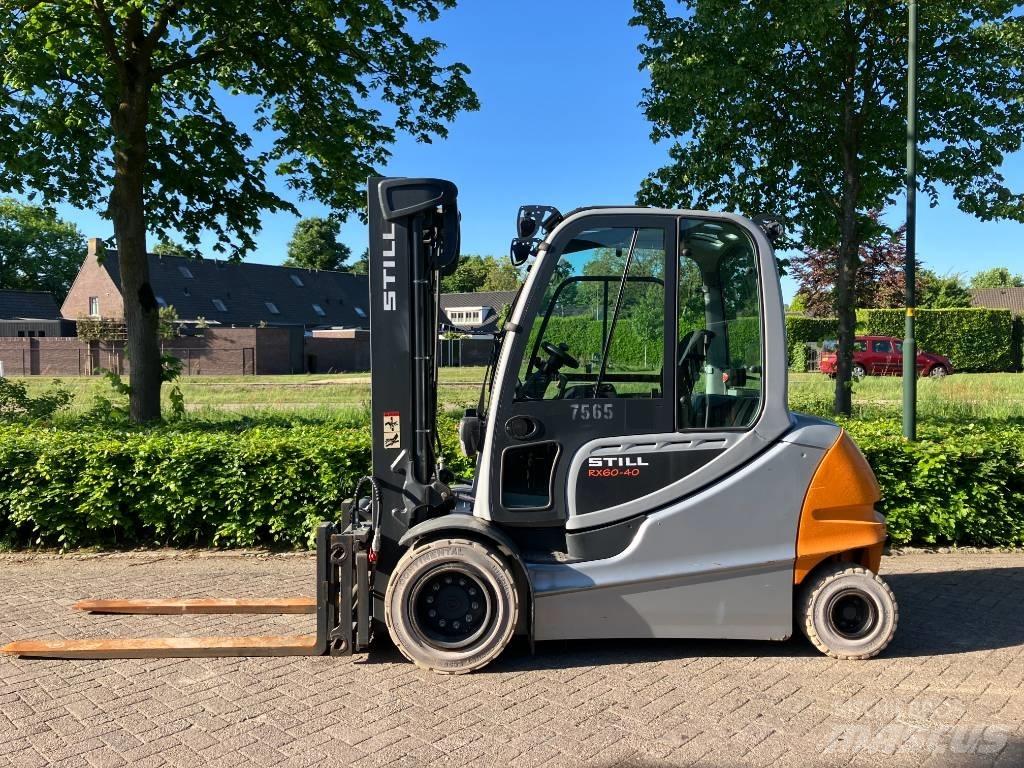 Still RX 60-40 شاحنات ذات رافعات شوكية تعمل بالكهرباء