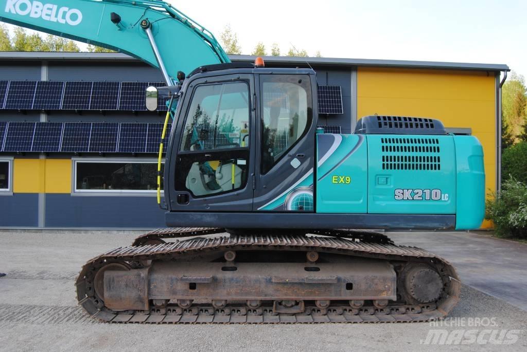 Kobelco SK 210 LC-10 حفارات زحافة