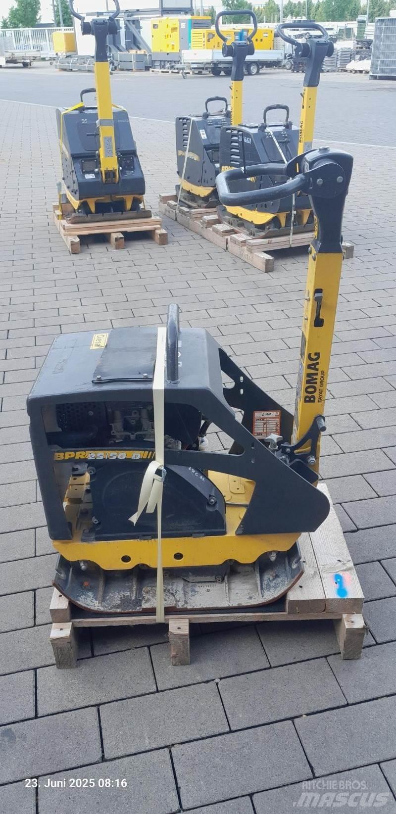 Bomag BPR 25/50 D دكاكات أفقية