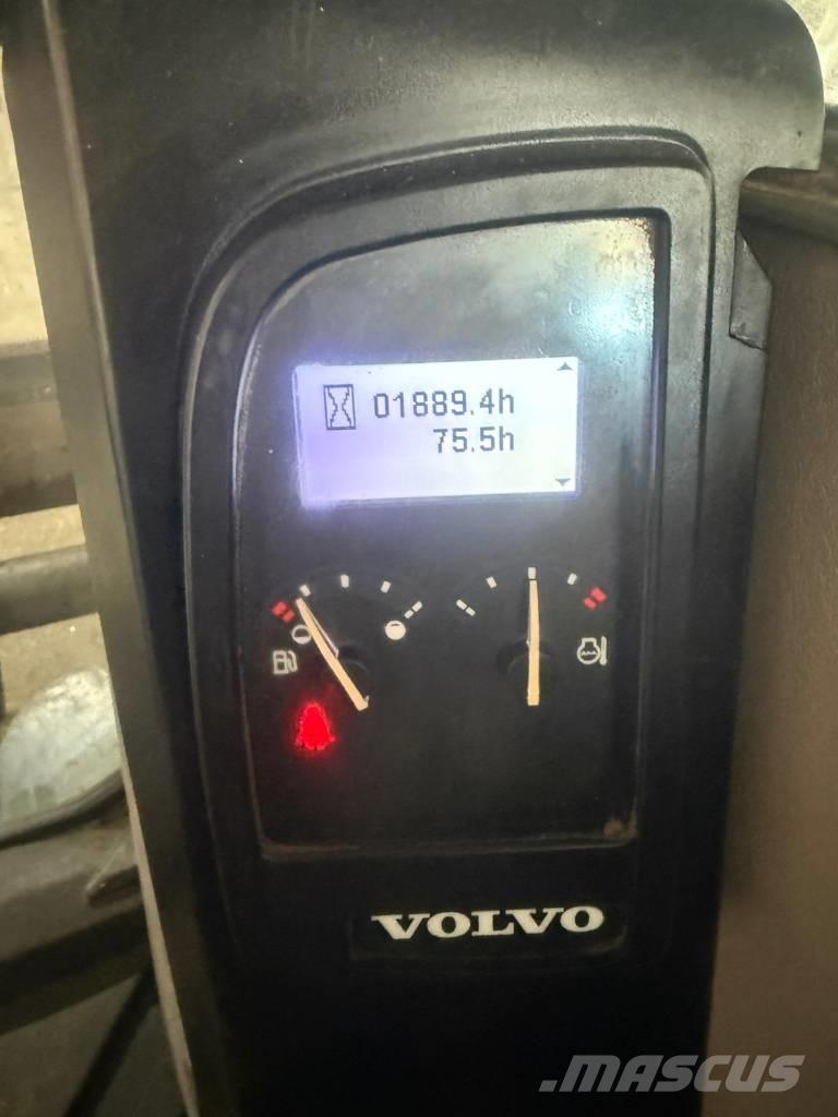 Volvo ECR 58 D حفارات صغيرة أقل من 7 طن (حفارات صغيرة)