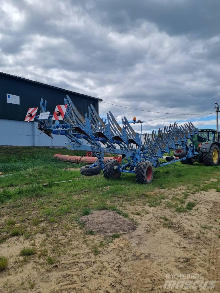 Lemken EuroTitan 10 محاريث عكسية
