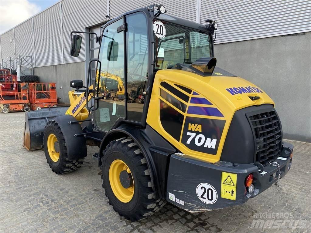 Komatsu WA70M-8EO لوادر متعددة الأغراض