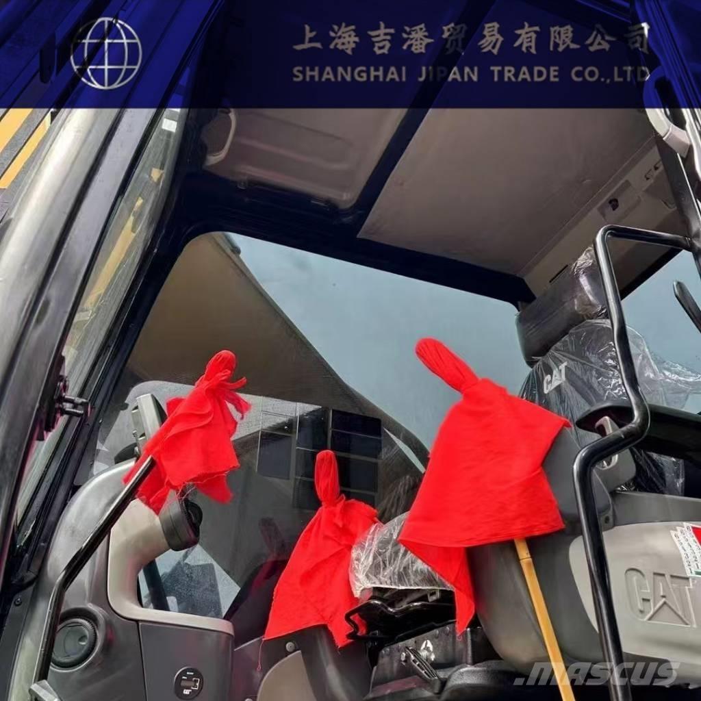 CAT 340 D حفارات زحافة