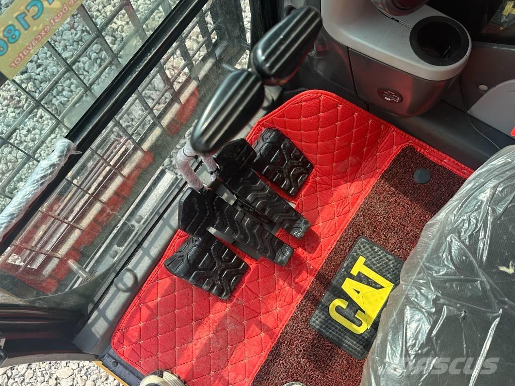 CAT 320 D حفارات زحافة