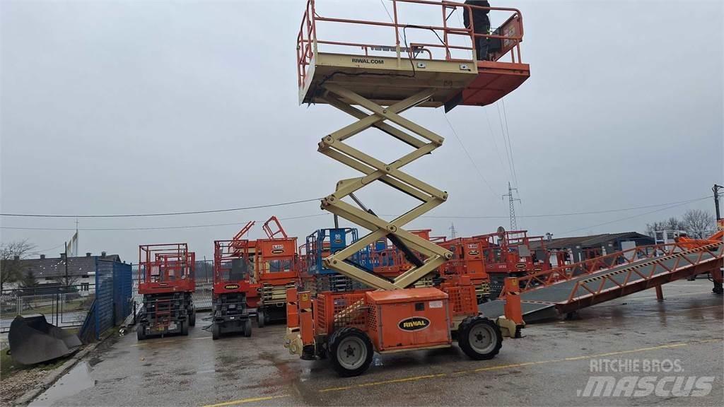 JLG 260MRT B رافعات مقصية الشكل