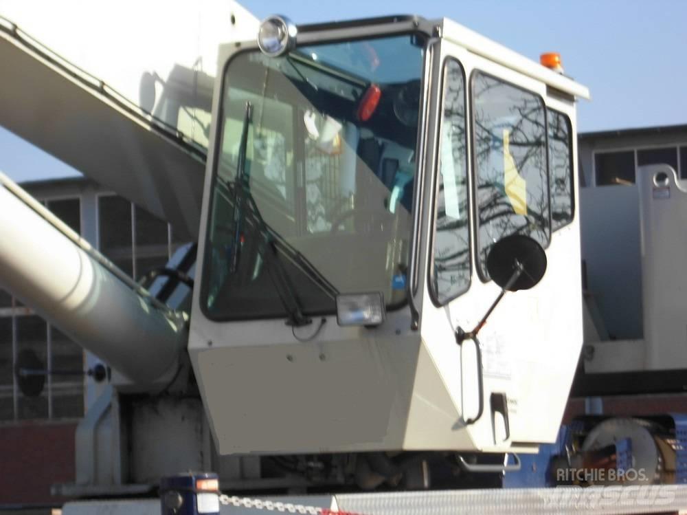 Grove RT 650 E رافعات الطرق الوعرة