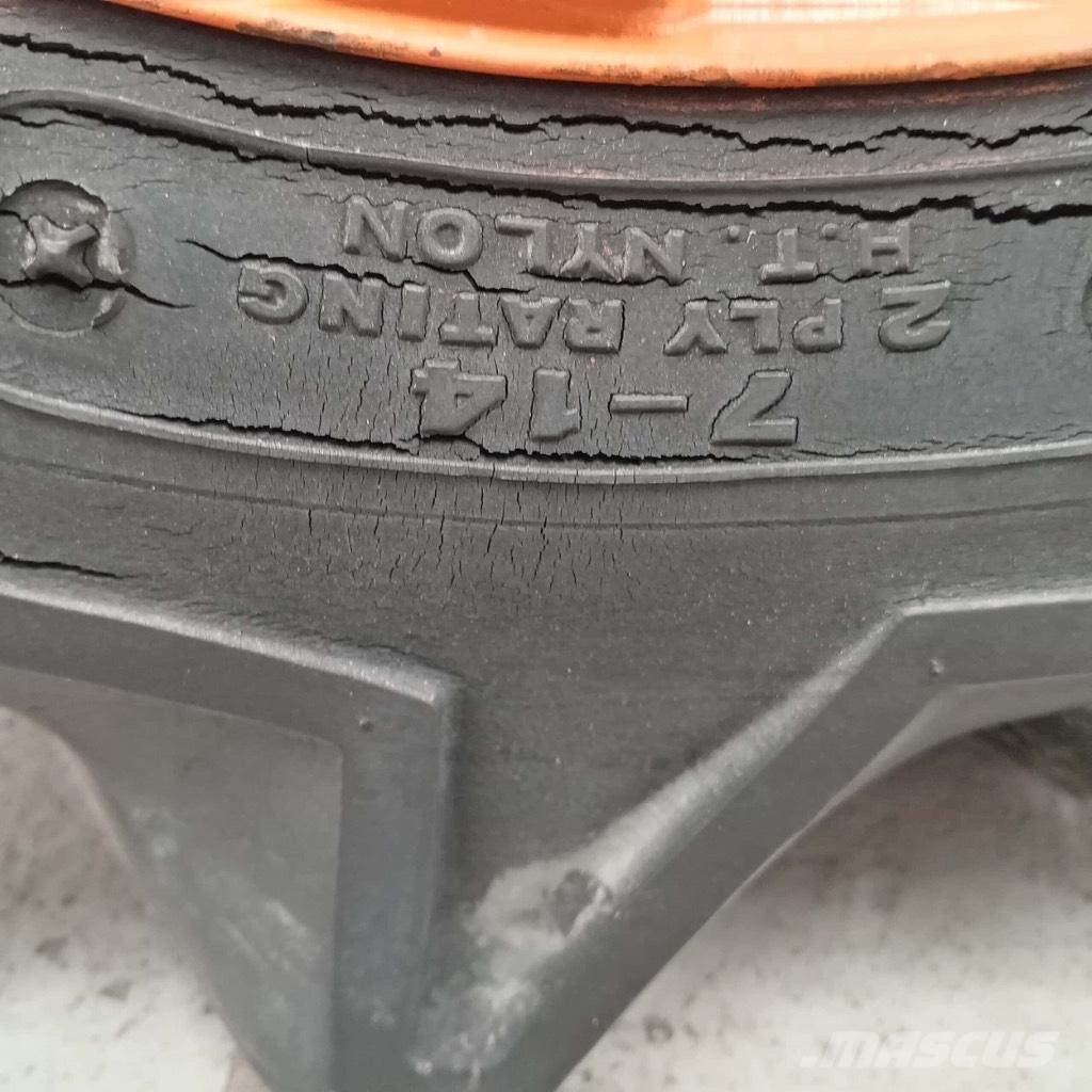 Kubota B 5001 الجرارات