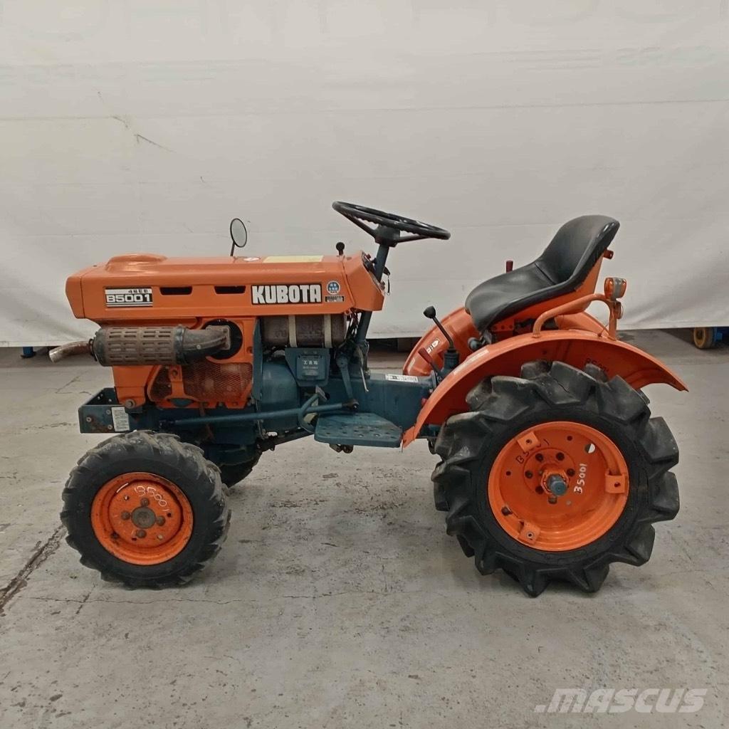 Kubota B 5001 الجرارات