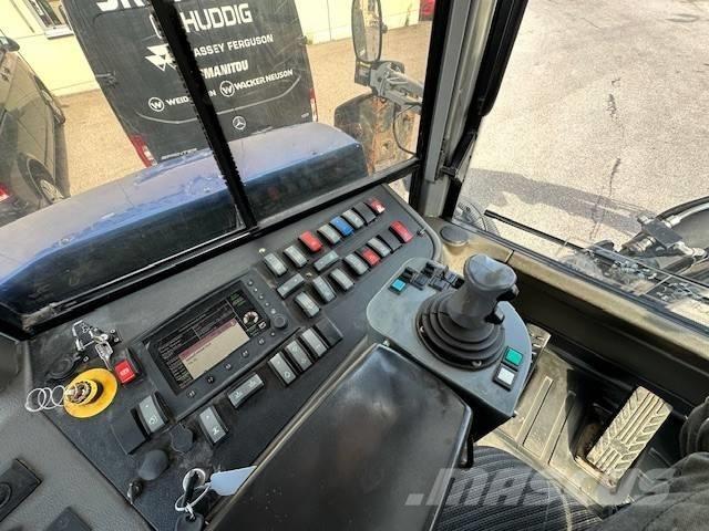 Huddig 1260B City لوادر ذات جرافات عكسية