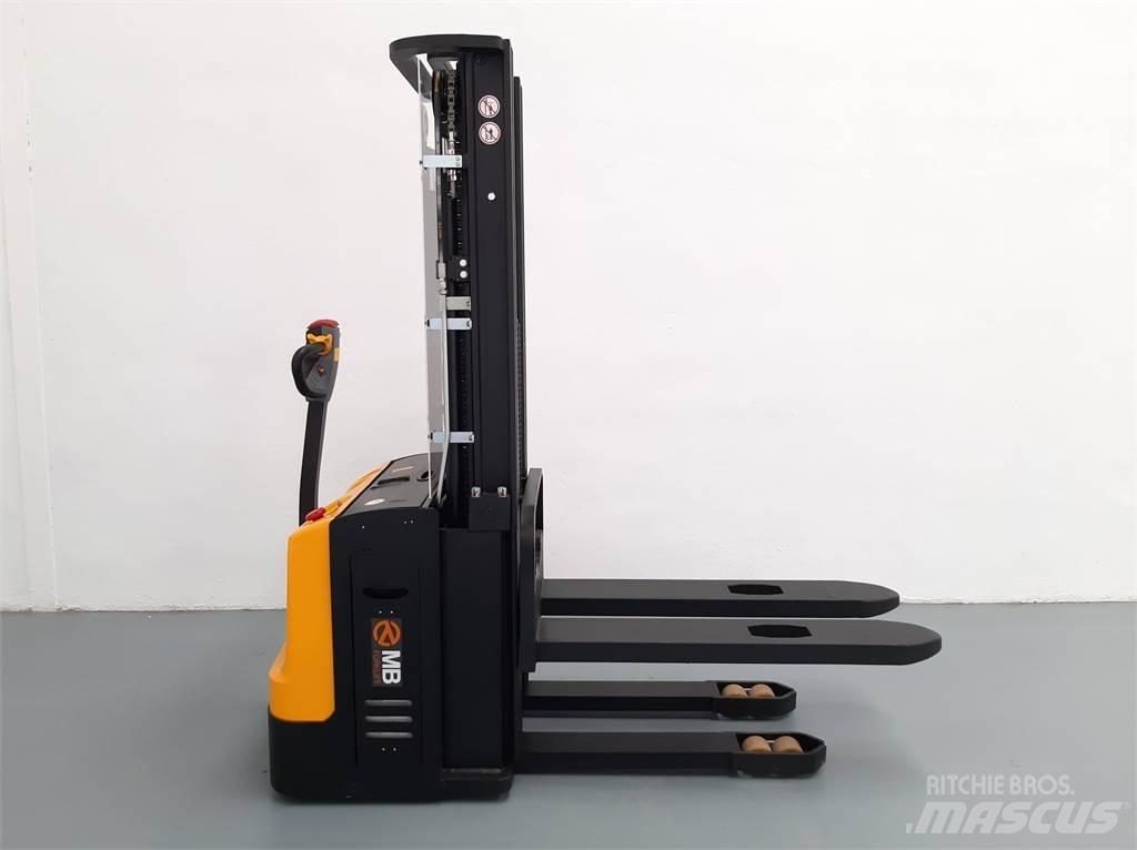  ES16 16WA 3F450 معدات التكديس الجوالة