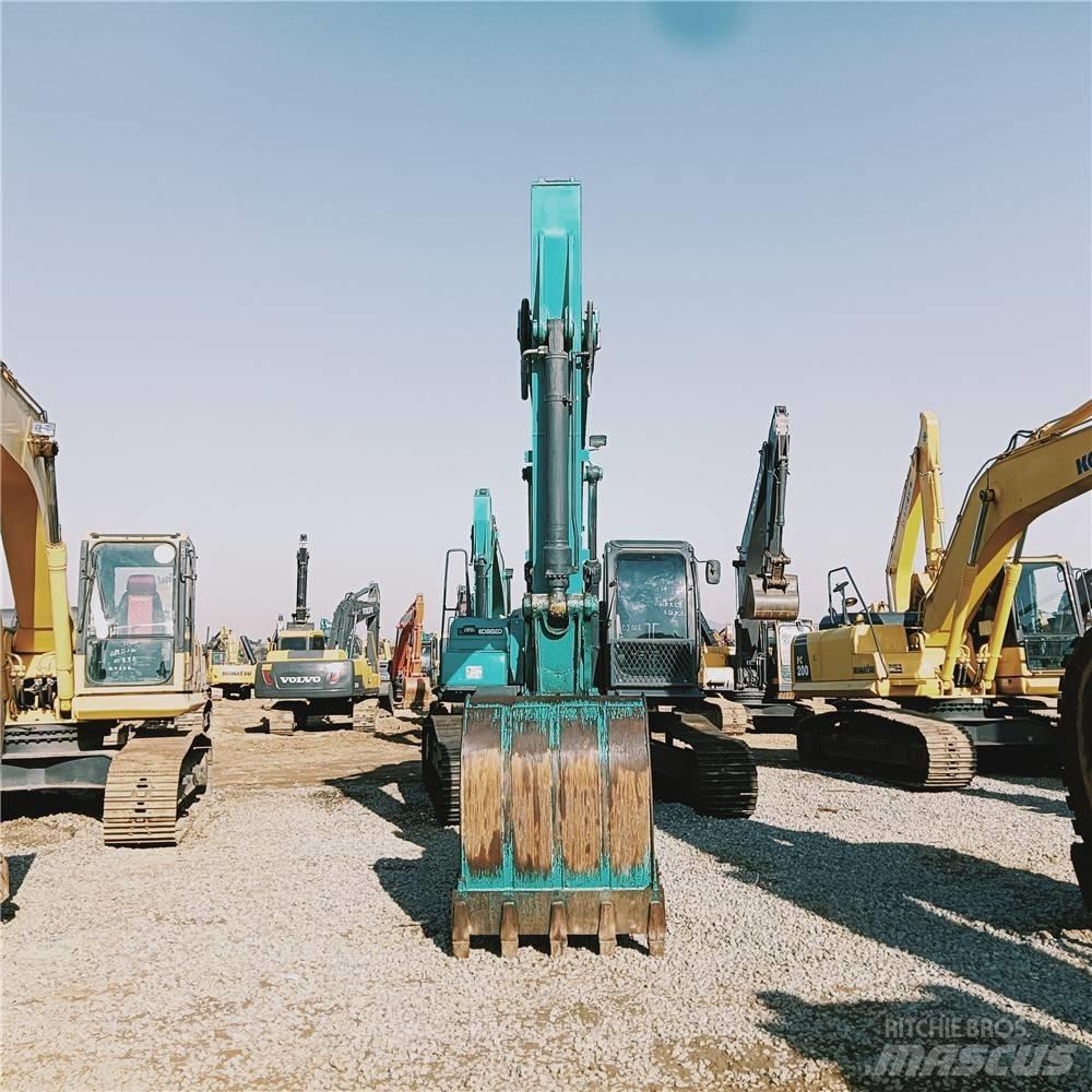 Kobelco SK 260 D حفارات زحافة