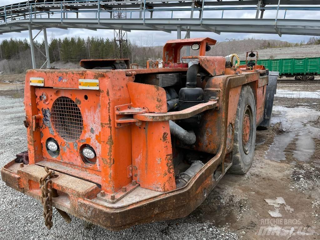 Sandvik Toro 301 لوادر للعمل تحت سطح الأرض