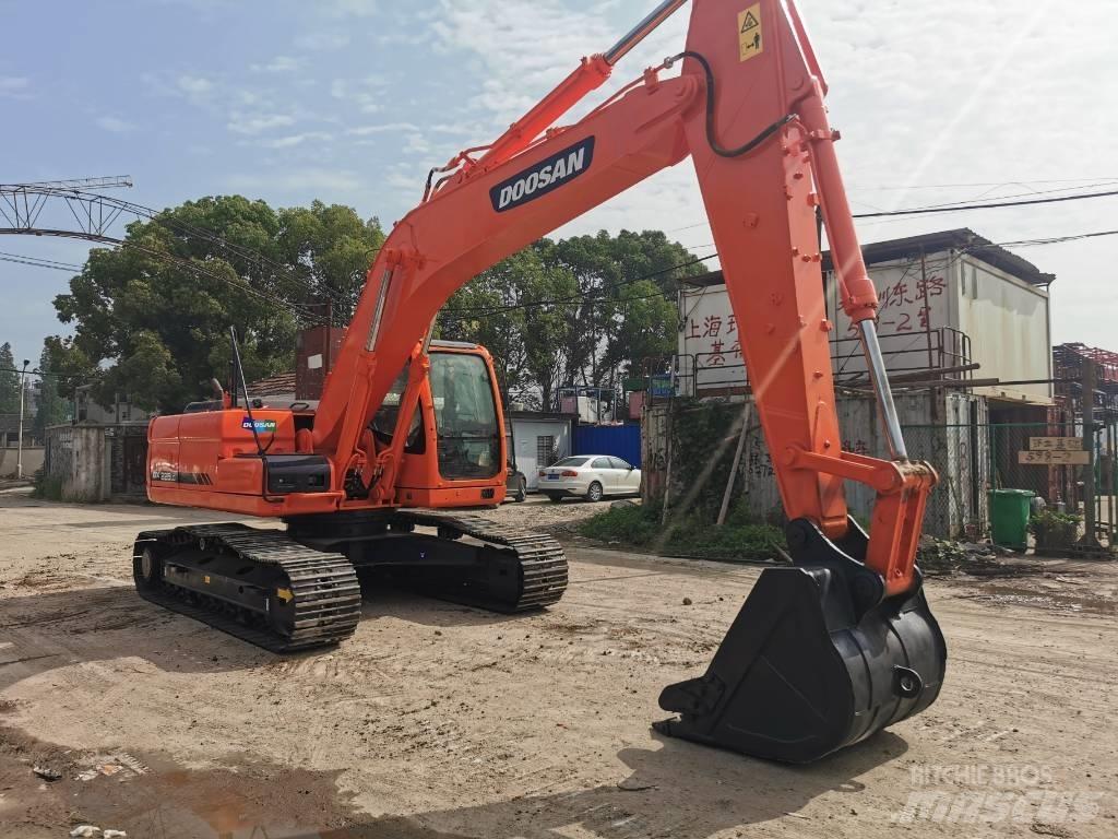 Doosan DH 225 LC-7 حفارات زحافة