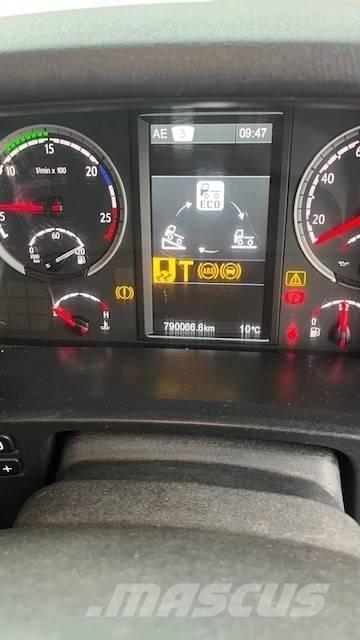 Scania R 580 وحدات الجر