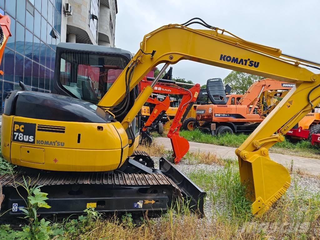 Komatsu PC 78 US حفارات زحافة