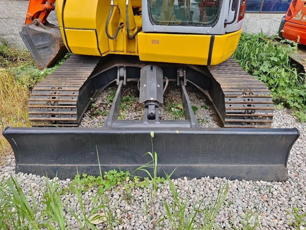 Komatsu PC 78 US حفارات زحافة