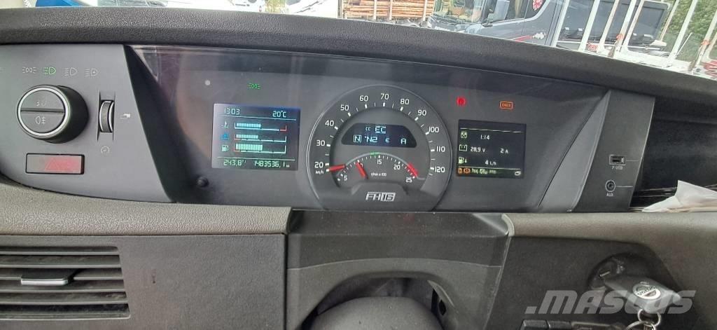 Volvo FH 16 750 شاحنات أشجار