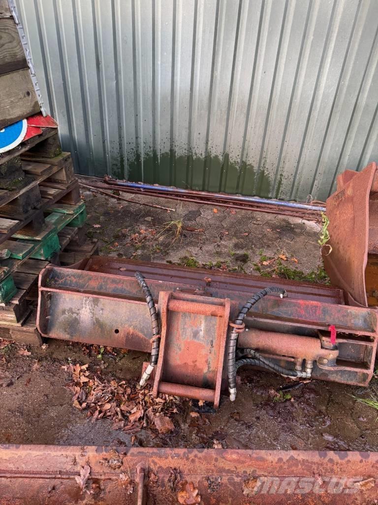 Ukendt Skovl دلاء