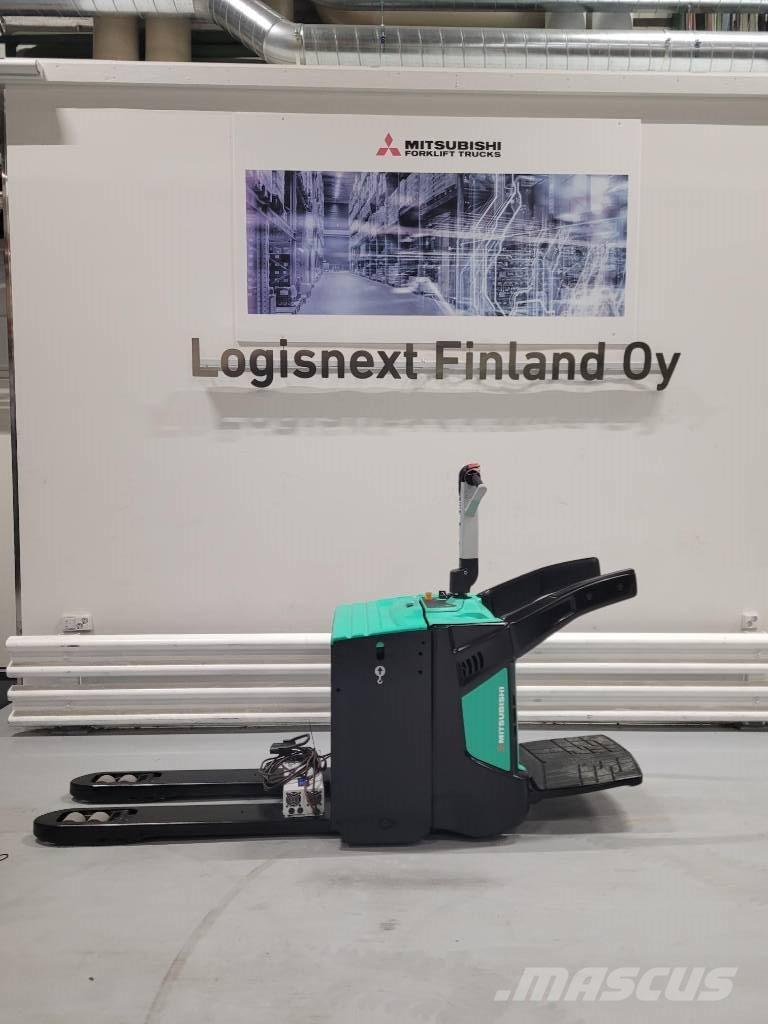 Mitsubishi PBV 20 N2 رافعة منخفضة المستوى ذات منصة