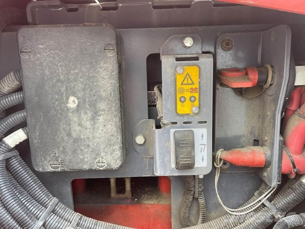Wirtgen W100CFi ماكينات الكشط البارد للأسفلت