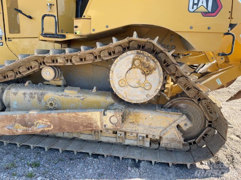 CAT D 6 LGP بلدوزرات مجنزرة