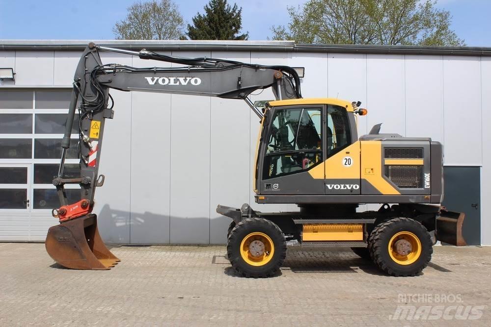 Volvo EW 160 E حفارات بعجل