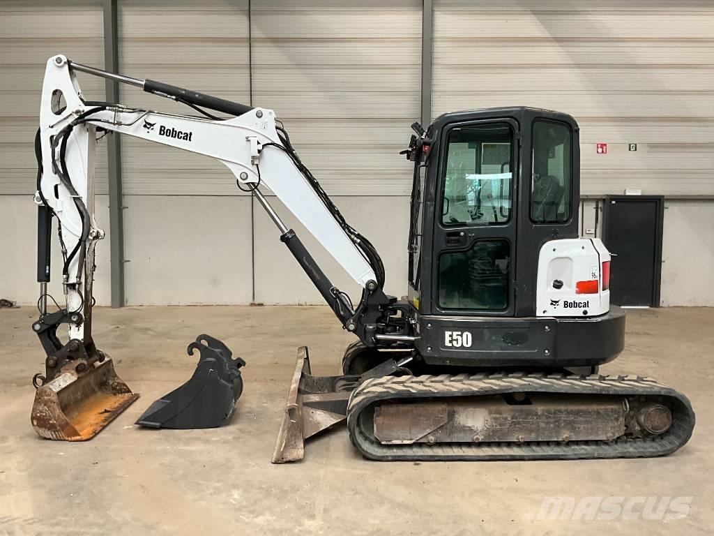 Bobcat E 50 EM حفارات صغيرة أقل من 7 طن (حفارات صغيرة)