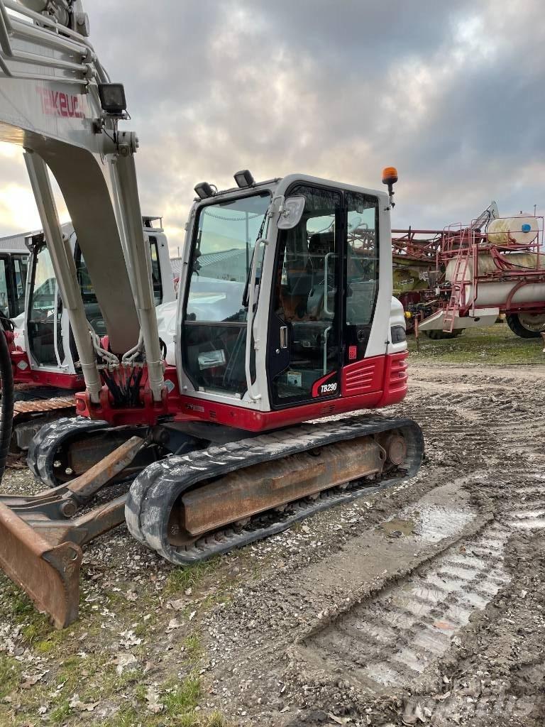 Takeuchi TB290 حفارات وسط 7 طن - 12 طن