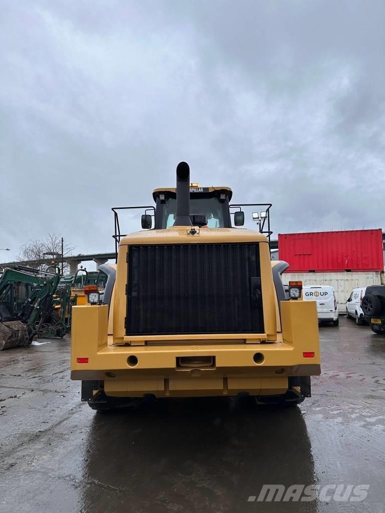 CAT 980H لوادر بعجل