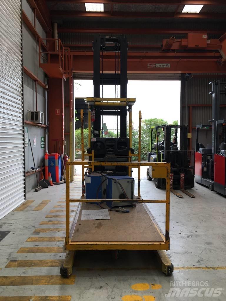 Hyster R30XMF2 معدات الرفع عالي المستوى