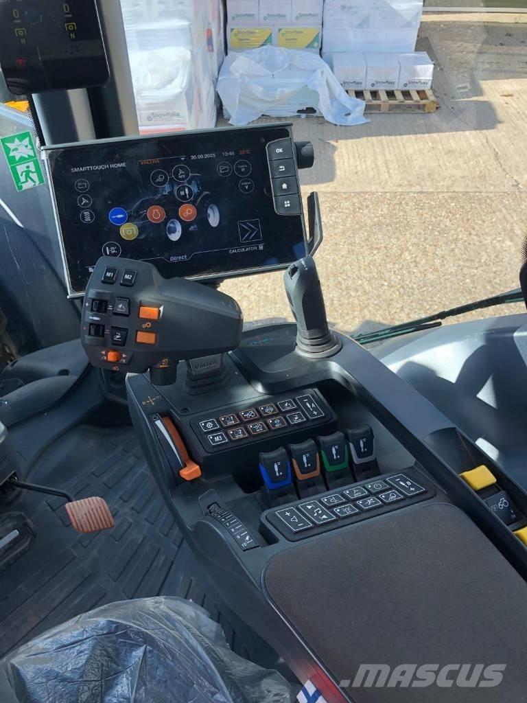 Valtra T 175 ED الجرارات