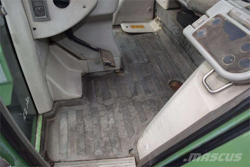 Fendt 712 Vario الجرارات